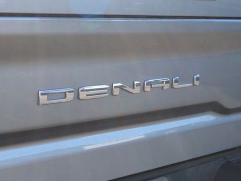 Used 2024 GMC Sierra 2500 Denali w/ Denali Reserve Package image 5