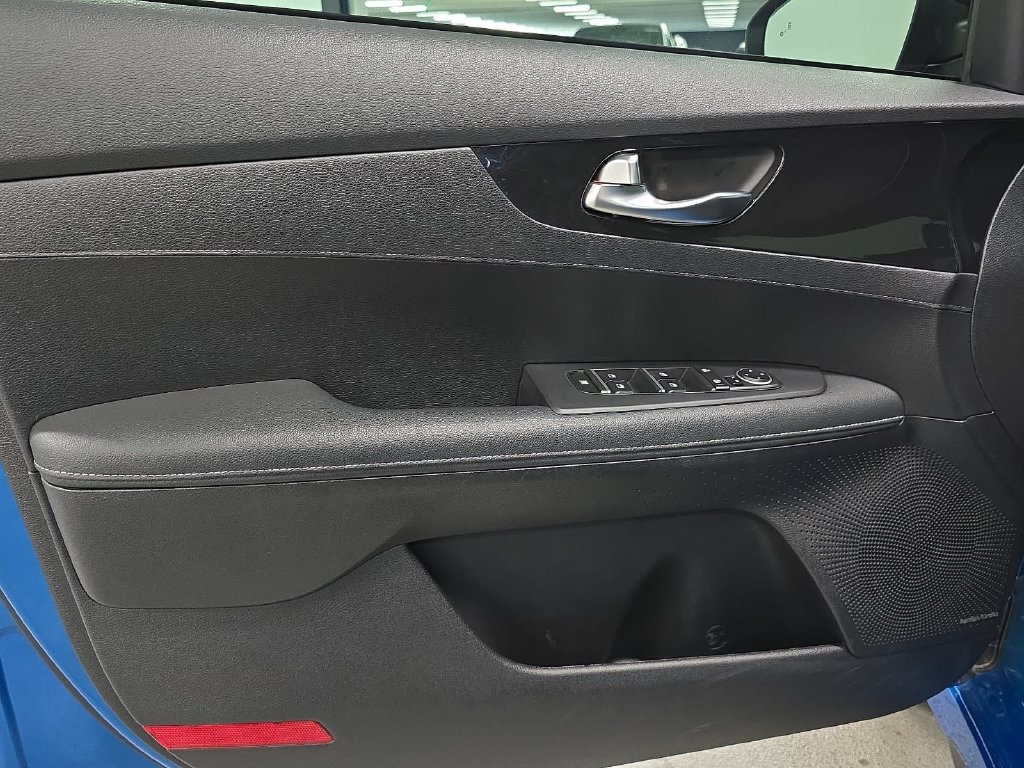 Used 2024 Kia Forte GT-Line w/ GT-Line Premium Package FWD image 22