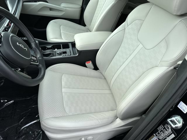 Used 2025 Kia Sorento EX FWD image 14