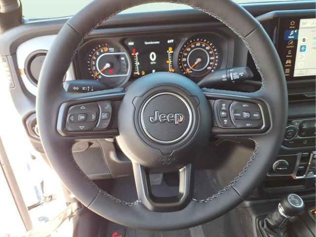 New 2026 Jeep Gladiator Sport AWD/4WD image 16
