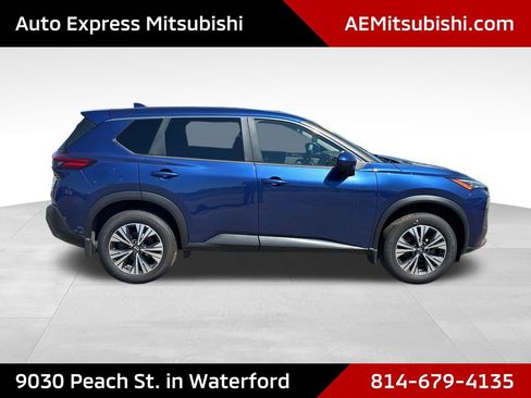 Used 2023 Nissan Rogue SV AWD/4WD image 8