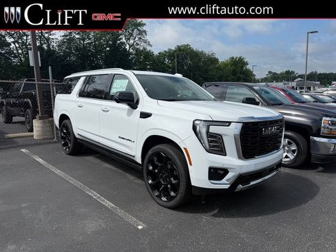 New 2026 GMC Yukon XL Denali w/ Denali Reserve Package AWD/4WD image 1