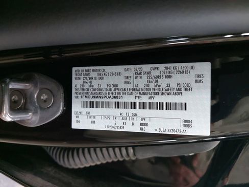Used 2023 Ford Escape ST-Line w/ Tech Pack #1 AWD/4WD image 37
