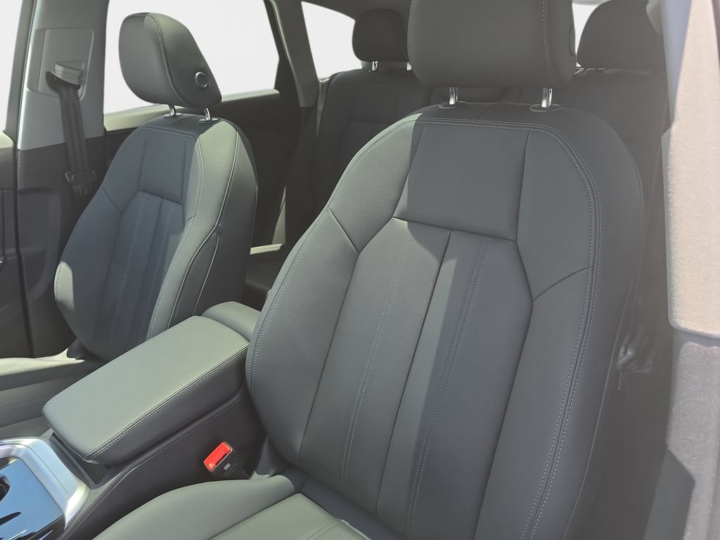 Certified 2025 Audi Q5 Premium w/ Convenience Package AWD/4WD image 20
