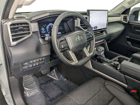 Used 2024 Toyota Tundra Limited w/ Power Package RWD image 10