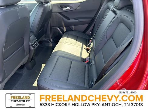 New 2026 Chevrolet Equinox LT w/ Convenience Package II FWD image 12