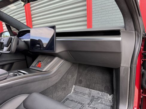 Used 2023 Tesla Model X Plaid image 16