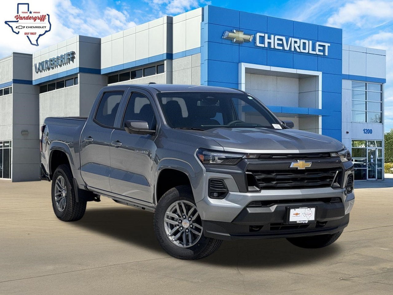 New 2026 Chevrolet Colorado LT w/ LT Convenience Package AWD/4WD image 2