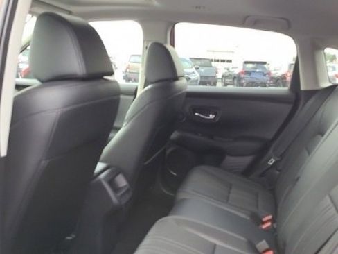 Used 2025 Honda HR-V EX-L image 16