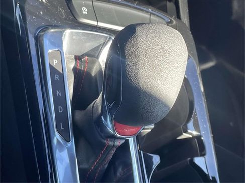 New 2026 Chevrolet Trax RS w/ Sunroof Package image 15