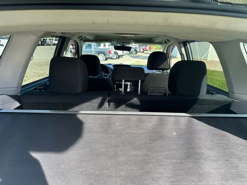 Used 2017 Subaru Forester 2.5i Premium w/ All-Weather Package image 9