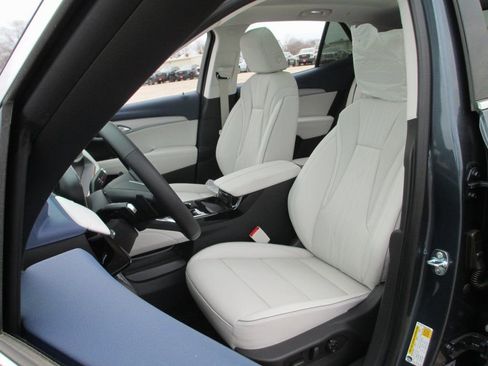 New 2026 Buick Envision Avenir image 11