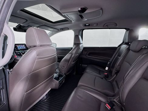 Used 2018 Honda Odyssey EX-L image 18