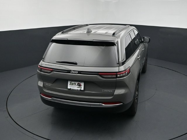 New 2027 Jeep Grand Cherokee Limited AWD/4WD image 17