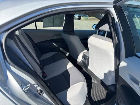 Used 2023 Toyota Corolla LE image 12