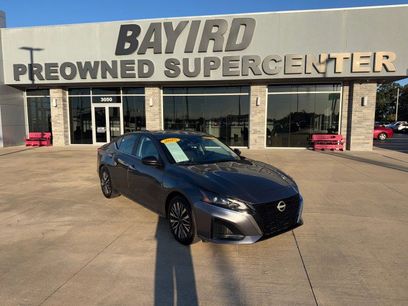 Used 2025 Nissan Altima 2.5 SV