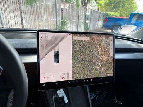 Used 2024 Tesla Model 3 Long Range AWD/4WD image 13