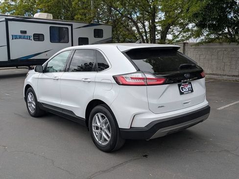 Used 2023 Ford Edge SEL AWD/4WD image 5