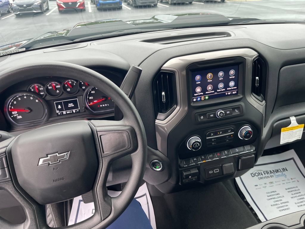 Used 2026 Chevrolet Silverado 1500 Custom Trail Boss w/ LPO, Dark Essentials Package AWD/4WD image 17