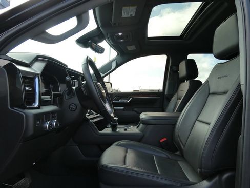 Certified 2025 GMC Sierra 1500 Denali RWD image 25