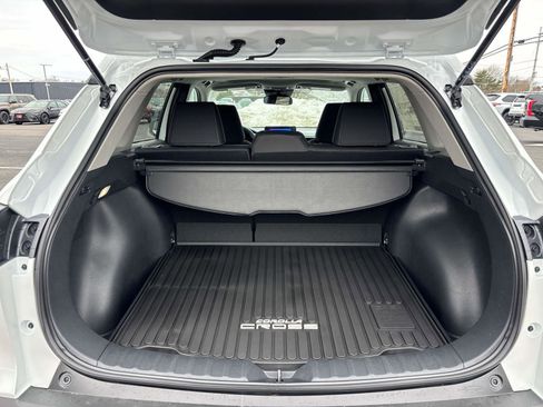 New 2026 Toyota Corolla Cross LE AWD/4WD image 4