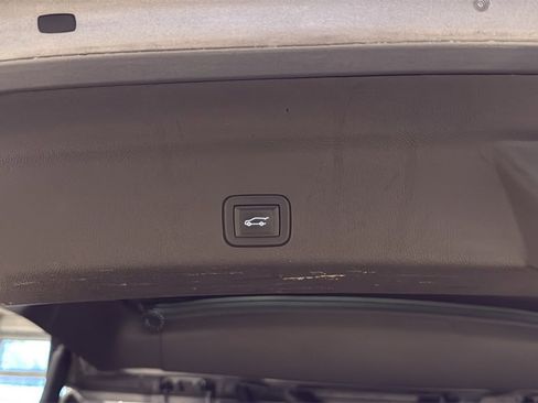 Used 2021 GMC Yukon AT4 w/ AT4 Premium Plus Package image 17