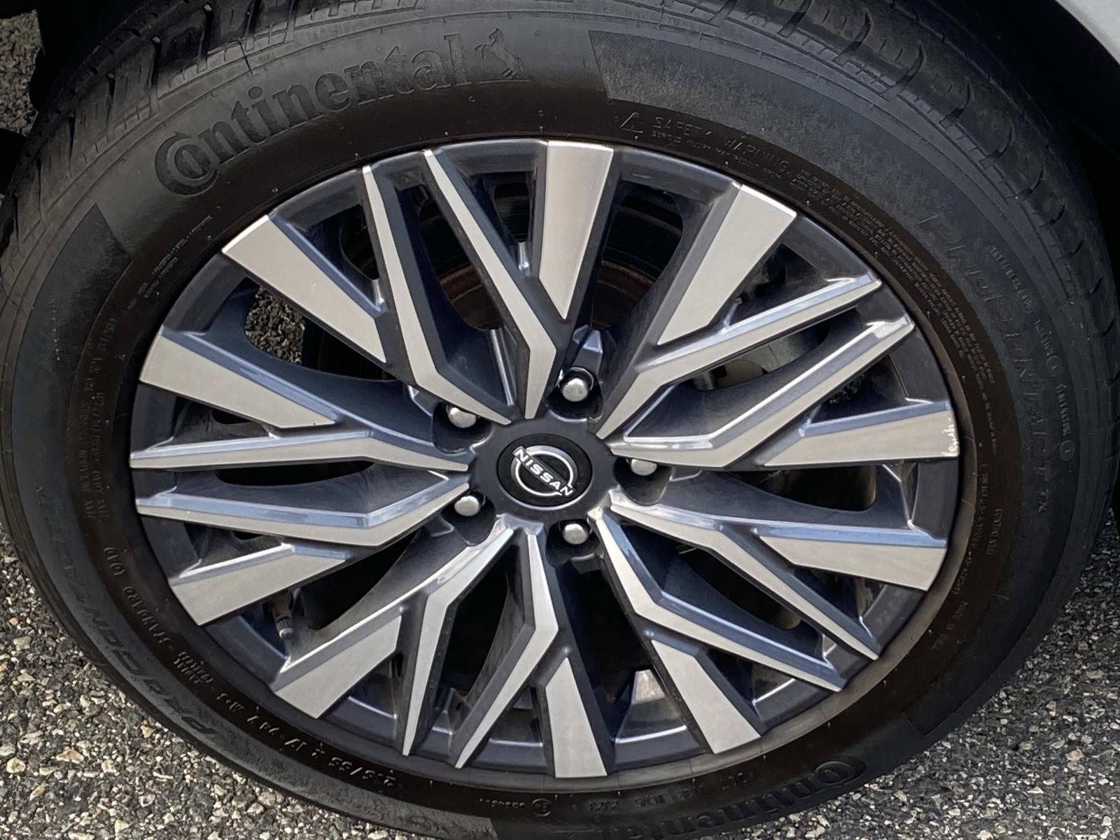 Used 2023 Nissan Altima 2.5 SV AWD/4WD image 23