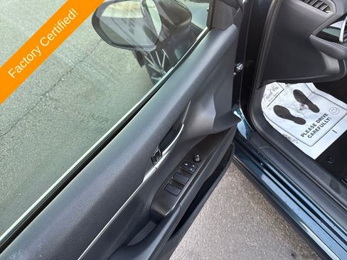 Used 2021 Toyota Camry SE w/ Convenience Package image 10