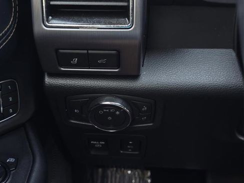 Used 2020 Ford Expedition Platinum AWD/4WD image 24