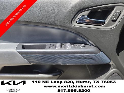 Used 2022 Chevrolet Colorado Z71 AWD/4WD image 25