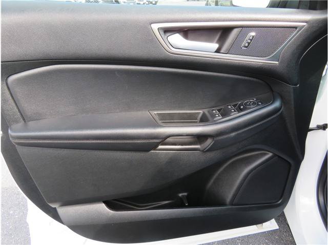 Used 2024 Ford Edge SEL AWD/4WD image 12
