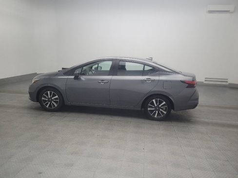 Used 2021 Nissan Versa SV FWD image 3