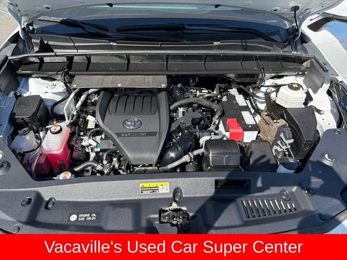 Used 2023 Toyota Highlander L FWD image 22