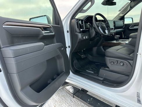 New 2026 GMC Sierra 1500 Elevation w/ Elevation Premium Package image 19