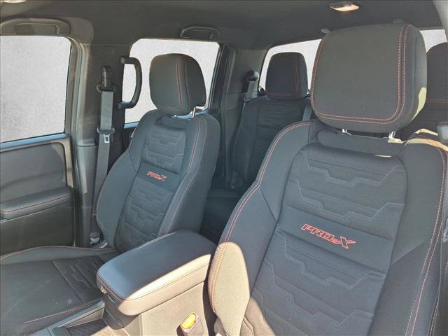 Used 2024 Nissan Frontier Pro-X w/ Pro Convenience Package RWD image 27
