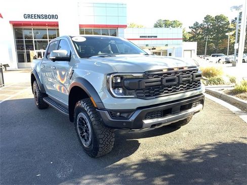 Used 2024 Ford Ranger Raptor image 2