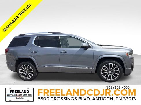 Used 2022 GMC Acadia Denali w/ Denali Ultimate Package AWD/4WD image 2