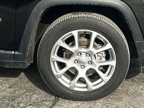 Certified 2022 Jeep Compass Latitude image 14