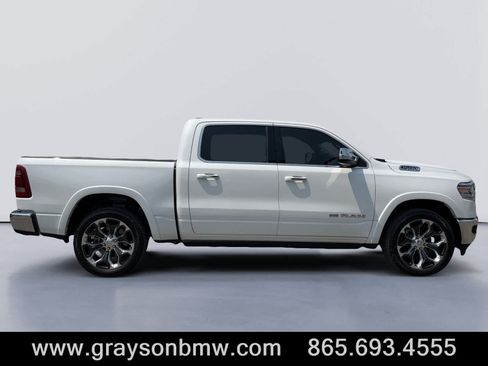 Used 2022 RAM 1500 Limited AWD/4WD image 2