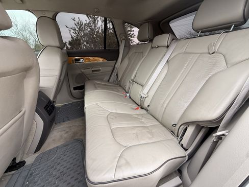 Used 2014 Lincoln MKX FWD image 13