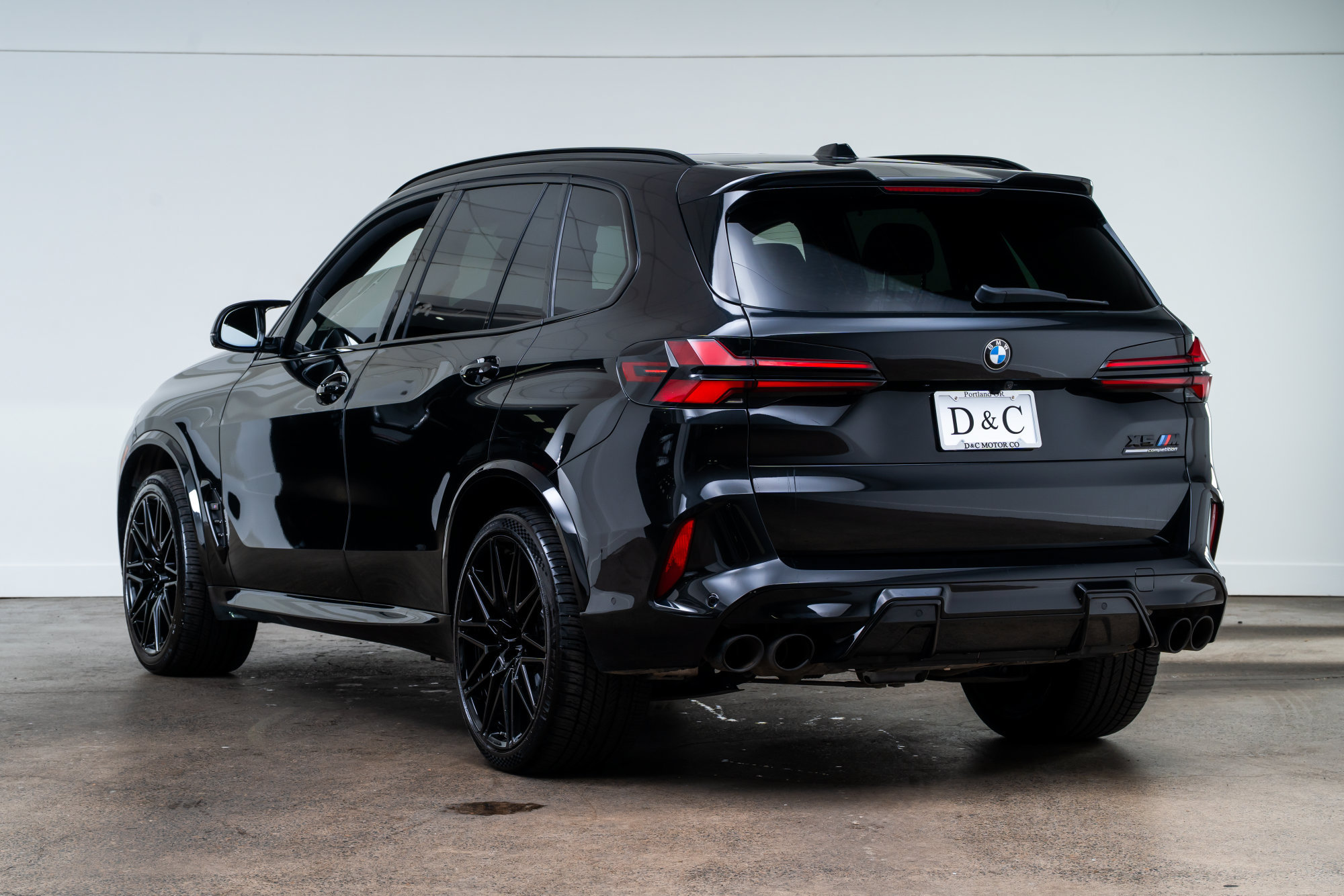Used 2025 BMW X5 M Competition AWD/4WD image 4
