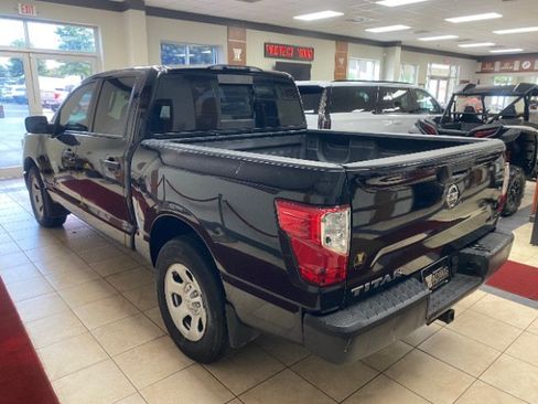 Used 2018 Nissan Titan S w/ S Utility Package RWD image 4