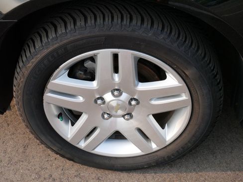 Used 2012 Chevrolet Impala LT w/ LT Sunroof Package FWD image 15