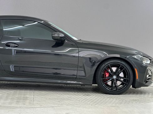 Used 2024 BMW 430i Coupe w/ M Sport Package RWD image 36
