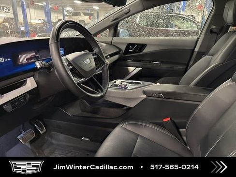 Certified 2025 Cadillac Optiq Sport 2 w/ LPO, Floor Liner Package AWD/4WD image 11