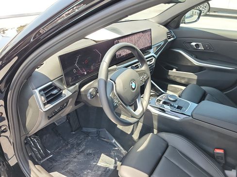Used 2024 BMW 330i Sedan w/ Premium Package RWD image 16
