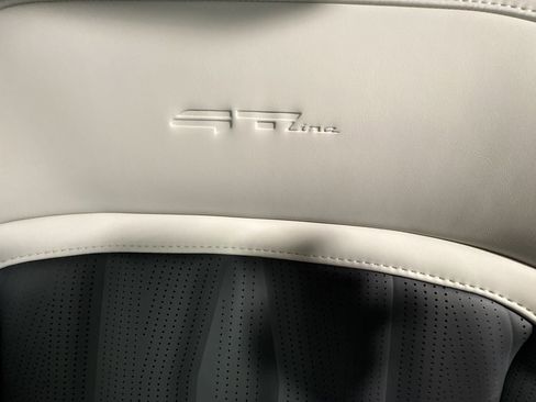 New 2026 Kia EV9 GT-Line image 18