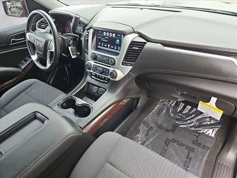 Used 2018 GMC Yukon SLE w/ HD Trailering Package AWD/4WD image 28