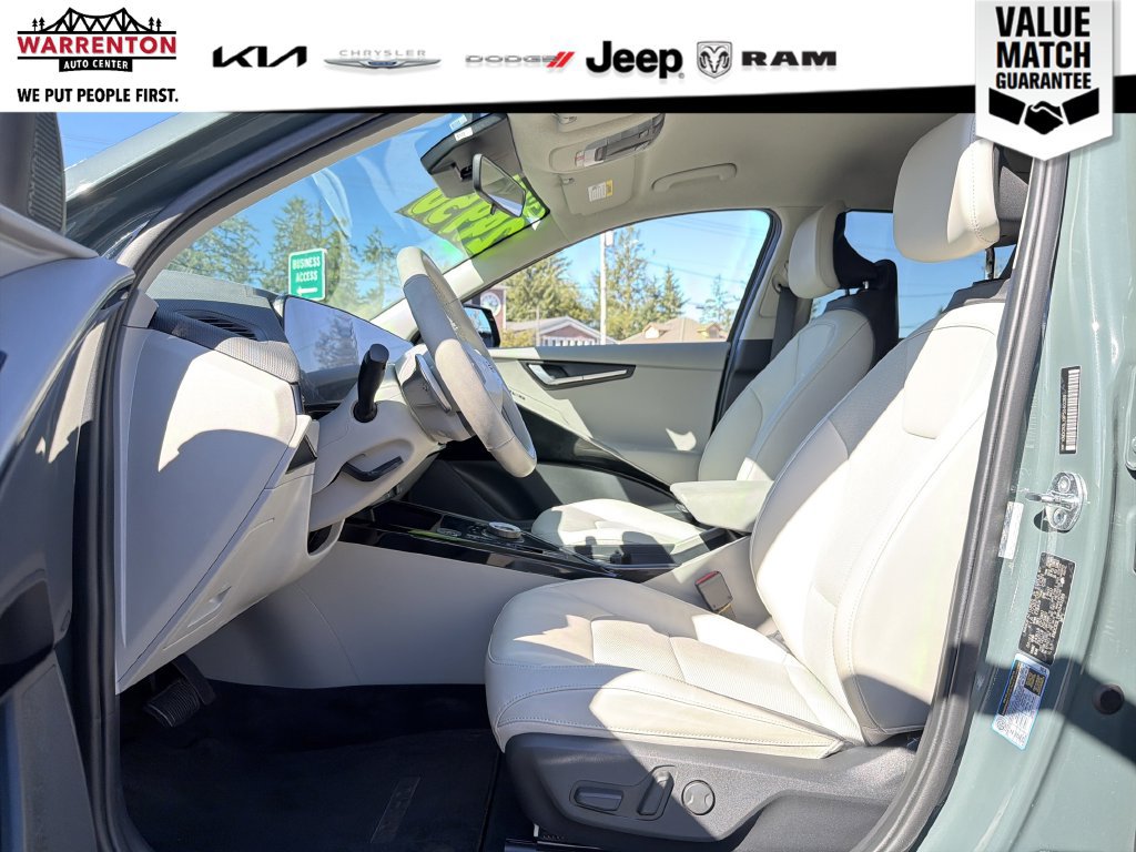 Used 2023 Kia Niro Wind w/ Wind Preserve Package FWD image 12