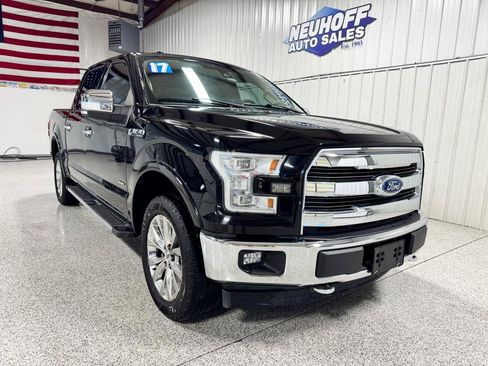 Used 2017 Ford F150 Lariat w/ Equipment Group 502A Luxury AWD/4WD image 2